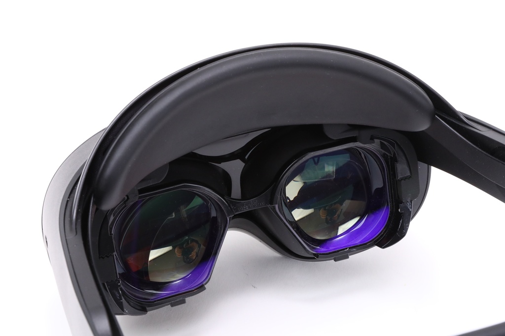 【Meta Quest Pro対応モデル】VRヘッドマウントディスプレイ専用メガネ「VRsatile/ヴァーサタイル」処方箋受領より通常3週間以内にお届け