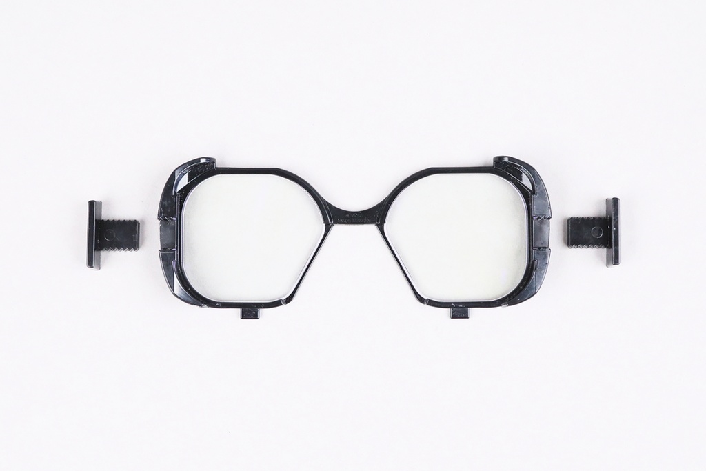 【HTC VIVEシリーズ対応モデル】VRヘッドマウントディスプレイ専用メガネ「VRsatile/ヴァーサタイル」処方箋受領より通常3週間以内にお届け