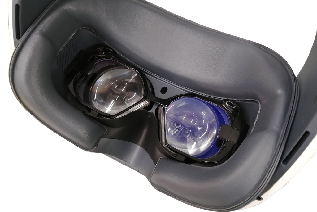 【HTC VIVEシリーズ対応モデル】VRヘッドマウントディスプレイ専用メガネ「VRsatile/ヴァーサタイル」処方箋受領より通常3週間以内にお届け