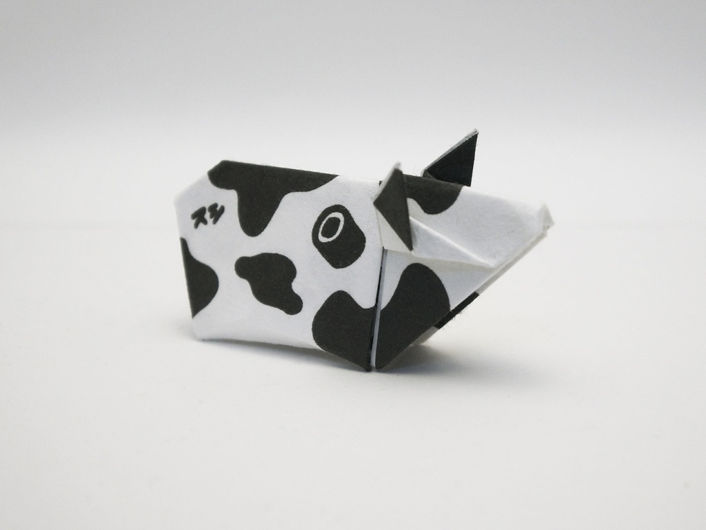 S-USHI スシウシ 寿司の牛柄 折り紙ウシ|黒×白|折り紙