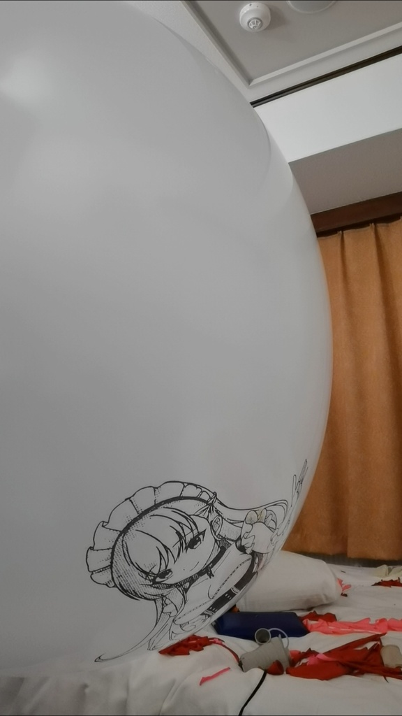 ベルファスト風船割り動画 Pump to pop video