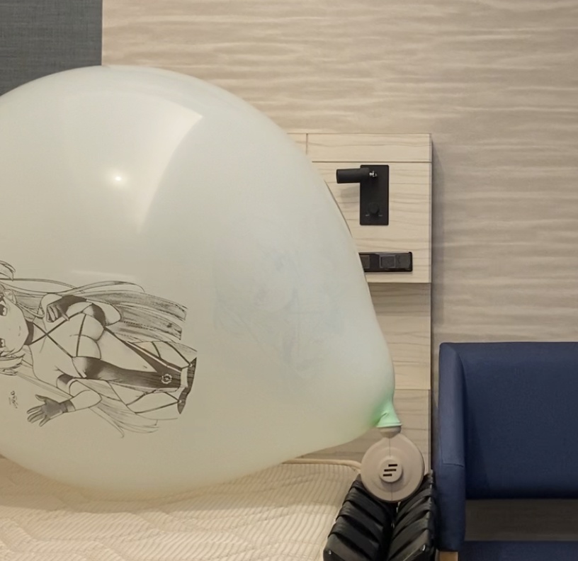 翔鶴風船 割り動画 (Pump to pop video (Shokaku balloon))