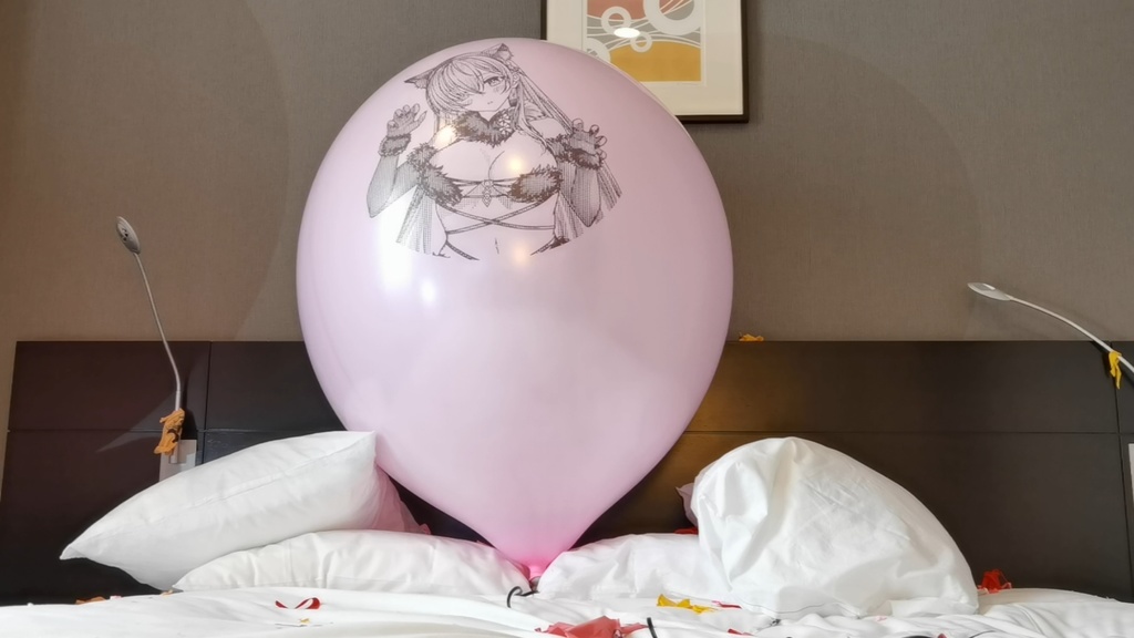 アナスタシア風船 割り動画