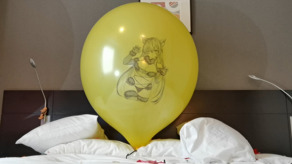 アナスタシア風船 割り動画