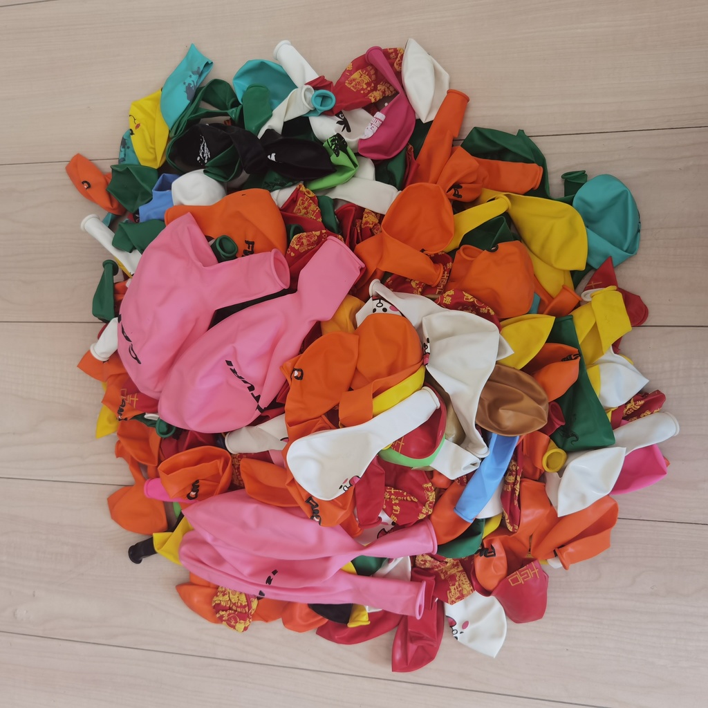 例の風船 The Balloon