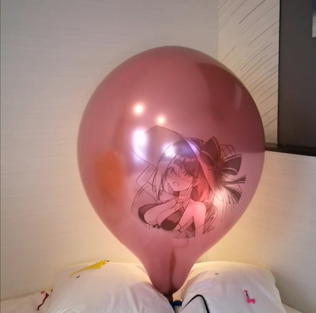 アクィラ風船 割り動画 (Aquila balloon popping video)