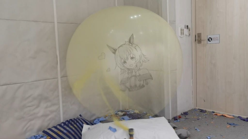 カレンちゃん風船割り動画 Curren Chan balloon popping video