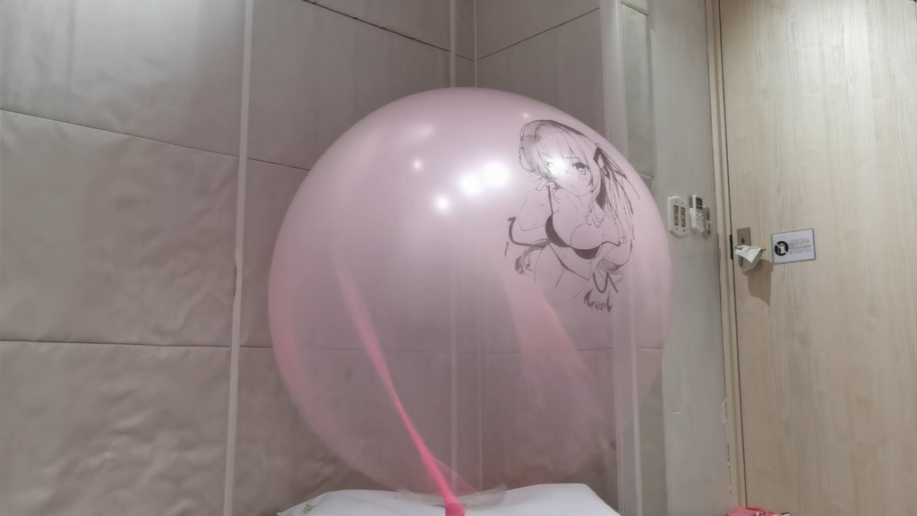 フラン風船割り動画 Flandre balloon popping video