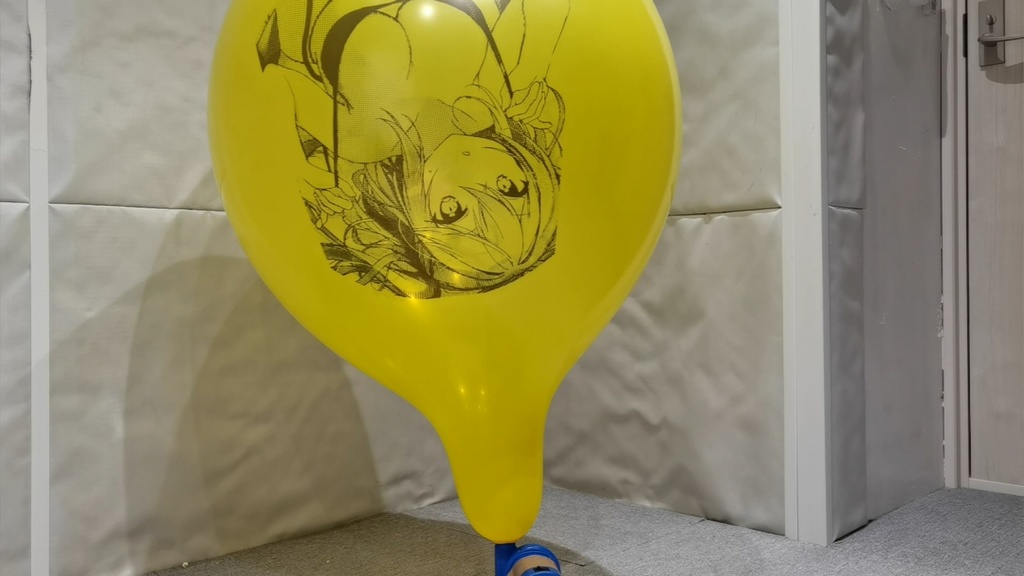 フラン風船割り動画 Flandre balloon popping video