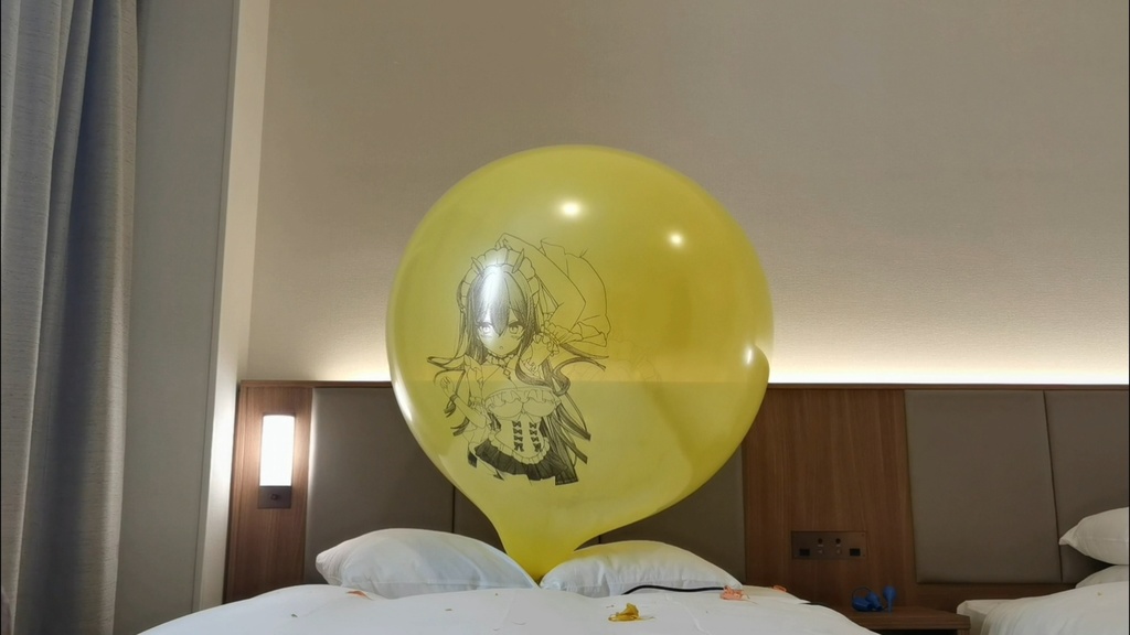 インドミタブル風船割り動画 Indomitable balloon popping video
