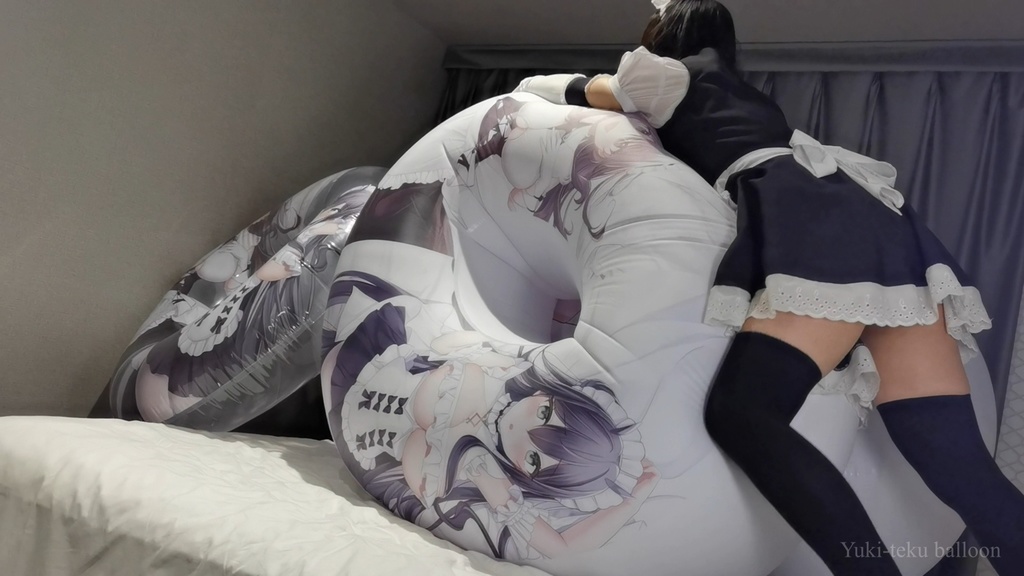 黒髪Mちゃんの浮き輪型空ビ遊び M-chan's ring shape inflatable play