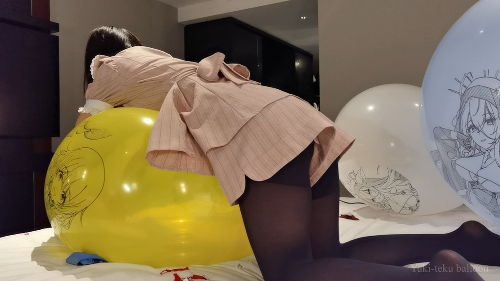 黒髪Mちゃんのイラスト風船遊び&割り4 M-chan's Anime balloon play & Pop4