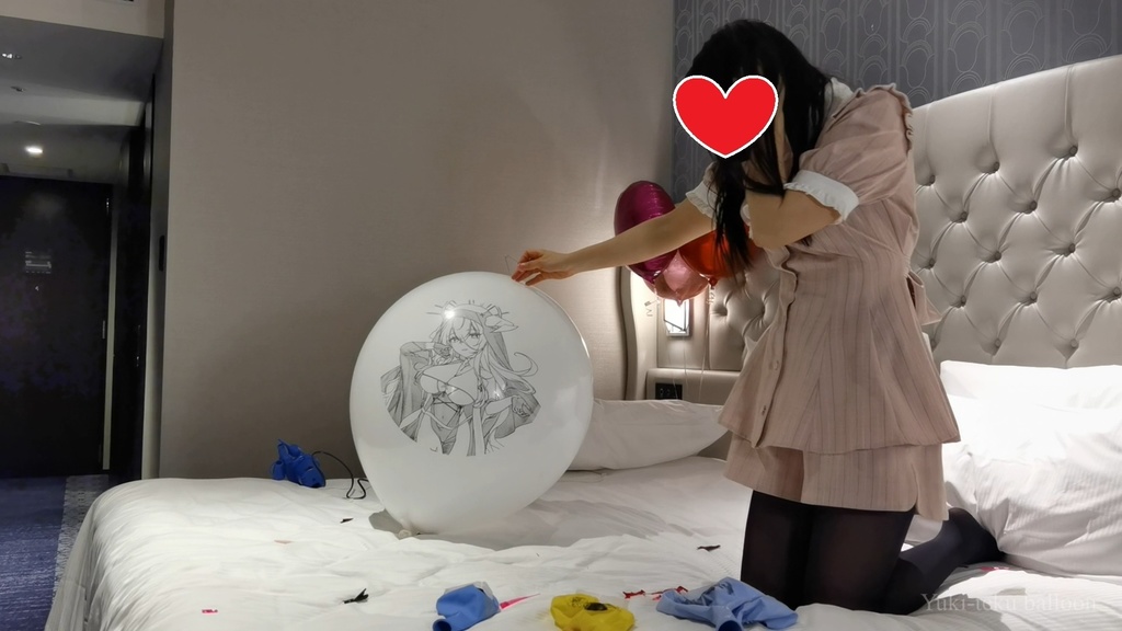 黒髪Mちゃんのイラスト風船遊び&割り4 M-chan's Anime balloon play & Pop4