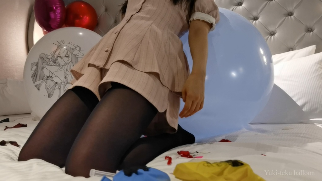 黒髪Mちゃんのイラスト風船遊び&割り4 M-chan's Anime balloon play & Pop4