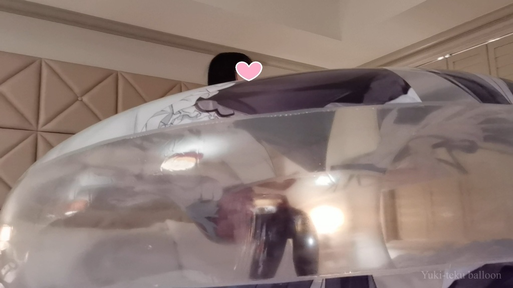 黒髪Mちゃんの巨大浮き輪遊び M-chan's huge ring-shape inflatable play