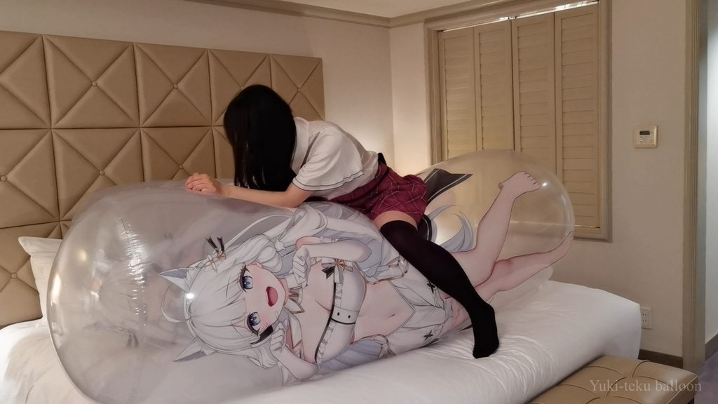 黒髪Mちゃんの空ビ遊び4 M-chan's inflatable play4