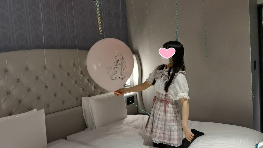 黒髪Mちゃんのヘリウム風船遊び M-chan's Helium balloon play