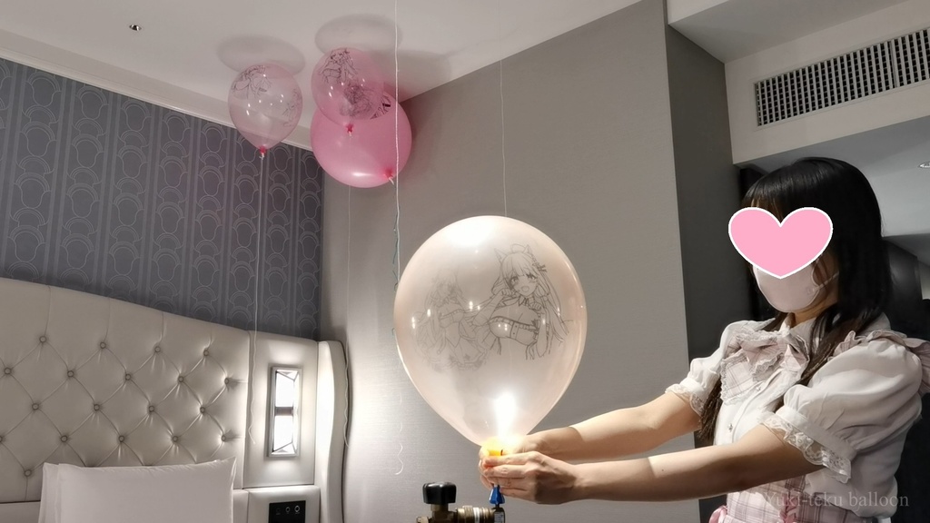 黒髪Mちゃんのヘリウム風船遊び M-chan's Helium balloon play