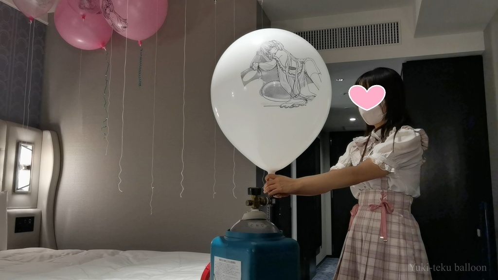 黒髪Mちゃんのヘリウム風船遊び M-chan's Helium balloon play