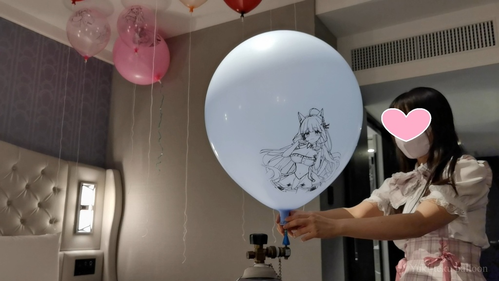 黒髪Mちゃんのヘリウム風船遊び M-chan's Helium balloon play