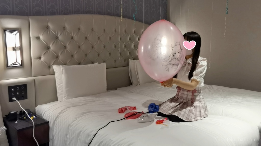 黒髪Mちゃんのイラスト風船遊び M-chan's Anime balloon play