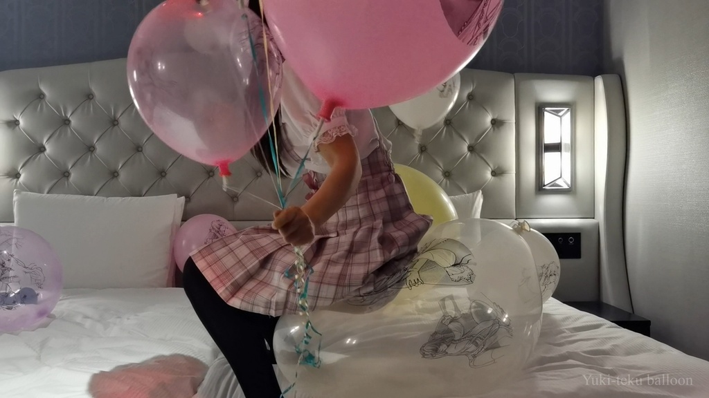 黒髪Mちゃんのイラスト風船遊び&割り6 M-chan's Anime balloon play & Pop6
