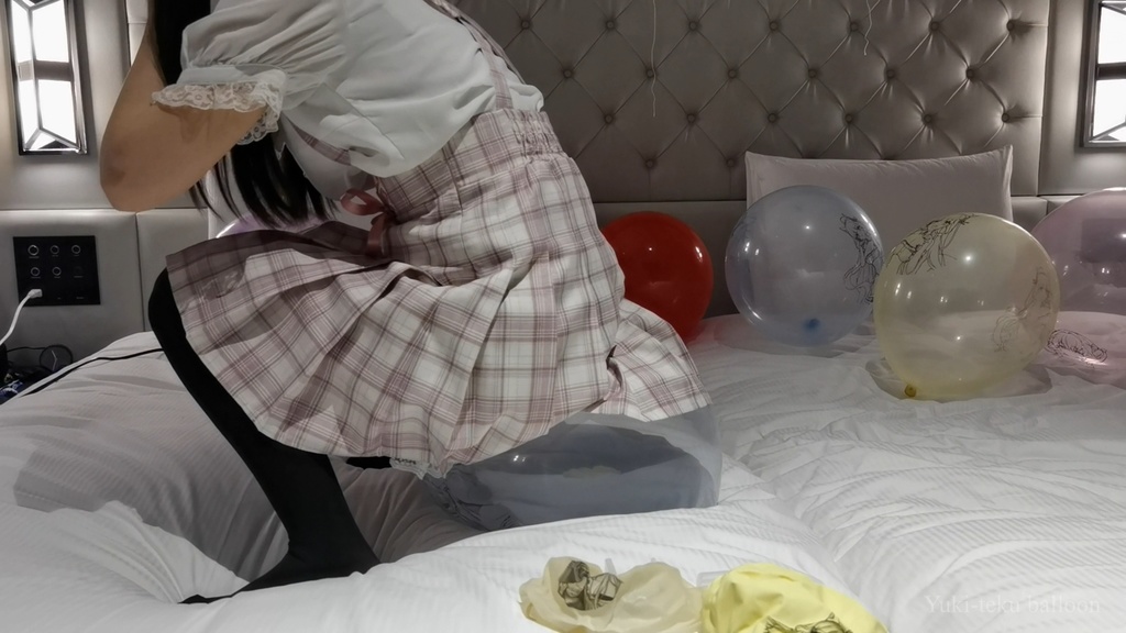 黒髪Mちゃんのイラスト風船遊び&割り6 M-chan's Anime balloon play & Pop6