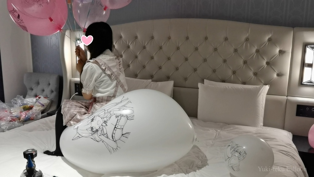 黒髪Mちゃんのヘリウム風船遊び2 M-chan's Helium balloon play2