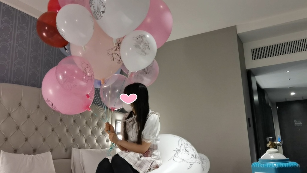黒髪Mちゃんのヘリウム風船遊び2 M-chan's Helium balloon play2