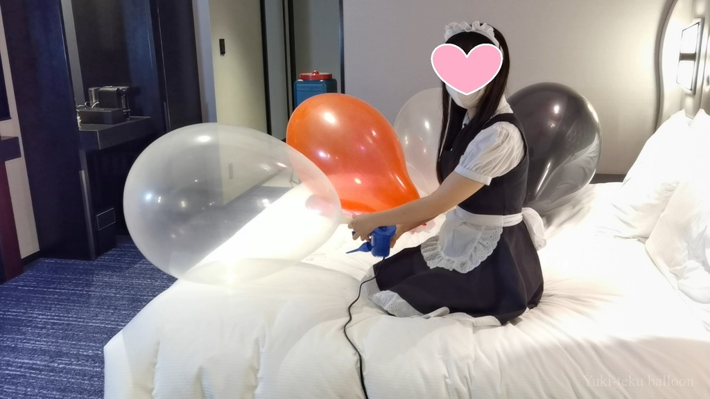 メイドMちゃんのロングネック風船遊び Maid M-chan's Long-neck balloon play