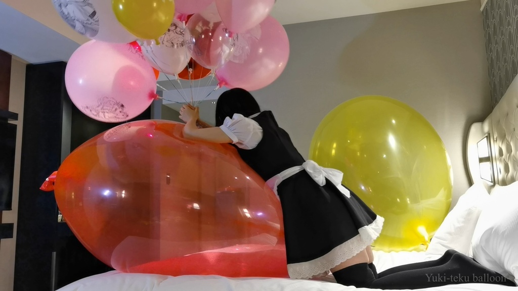 メイドMちゃんのロングネック風船遊び2 Maid M-chan's Long-neck balloon play2