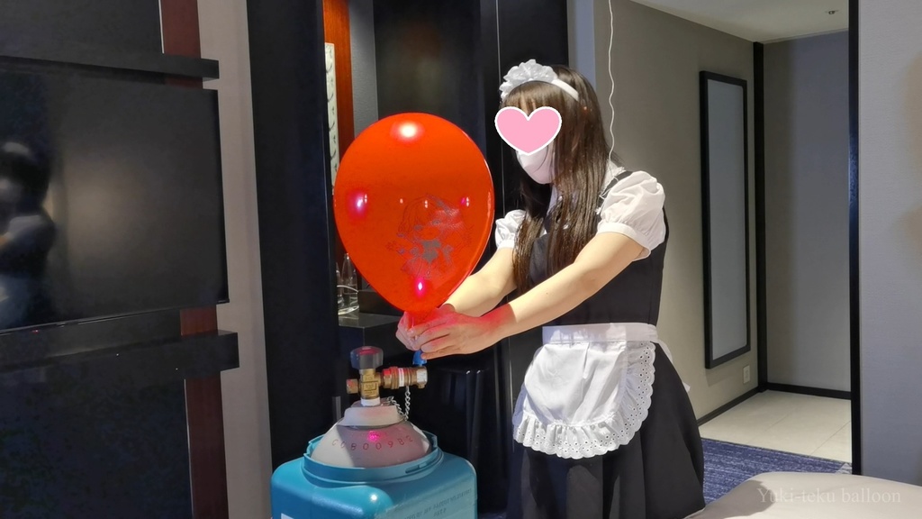 メイドMちゃんのヘリウム風船遊び Maid M-chan's Helium balloon play