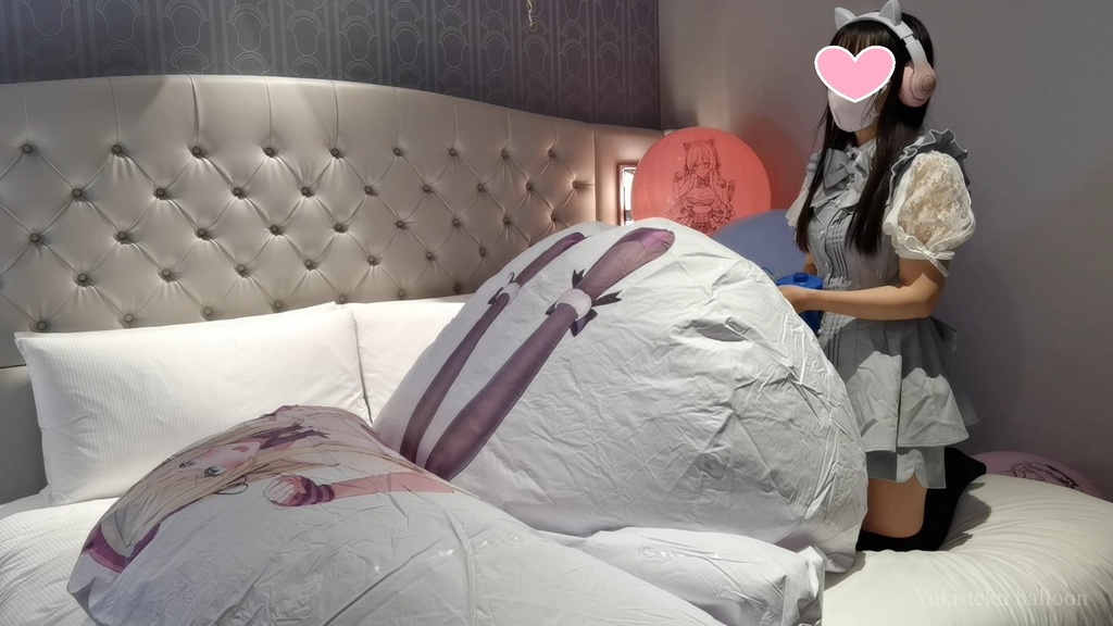 黒髪Mちゃんの巨大空ビ遊び M-chan's huge inflatable play