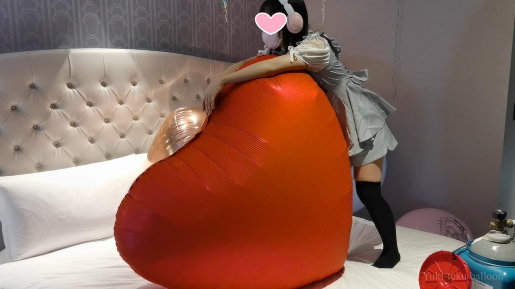 黒髪Mちゃんのマイラーヘリウム風船遊び M-chan's Foil Helium balloon play