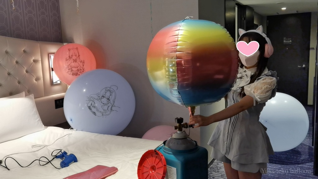 黒髪Mちゃんのマイラーヘリウム風船遊び M-chan's Foil Helium balloon play