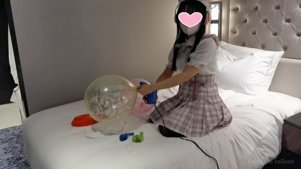 JK Mちゃんのイラスト風船遊び JK style M-chan's Anime balloon play