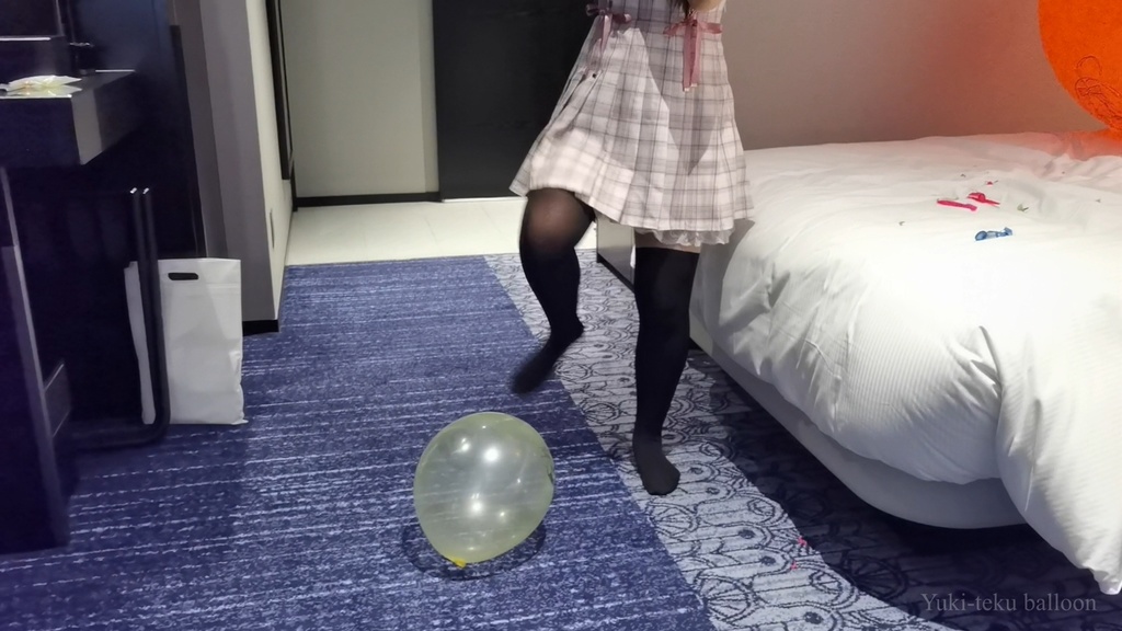 JK Mちゃんのイラスト風船遊び JK style M-chan's Anime balloon play