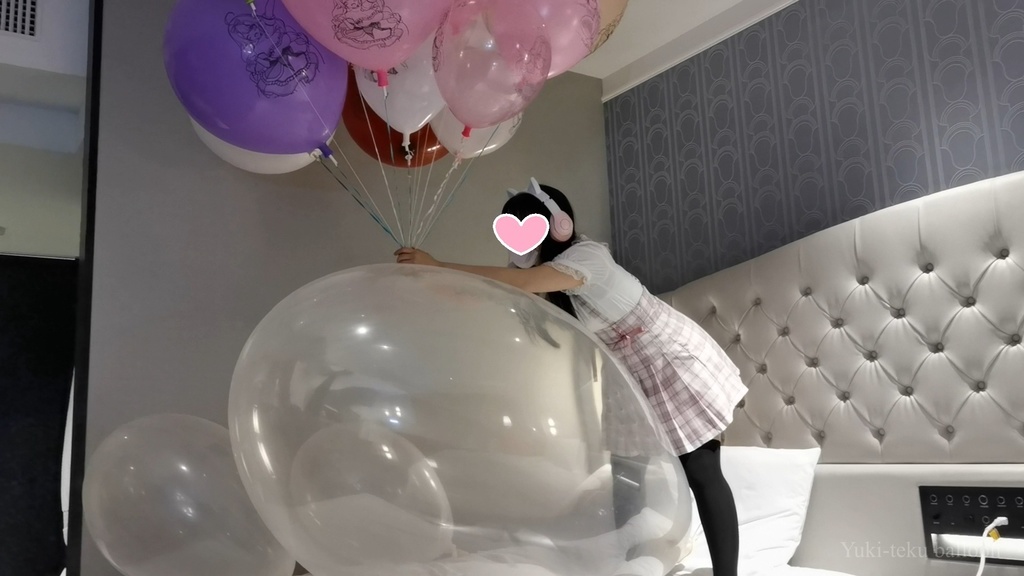 JK Mちゃんのロングネック風船遊び JK Style M-chan's Long-neck balloon play