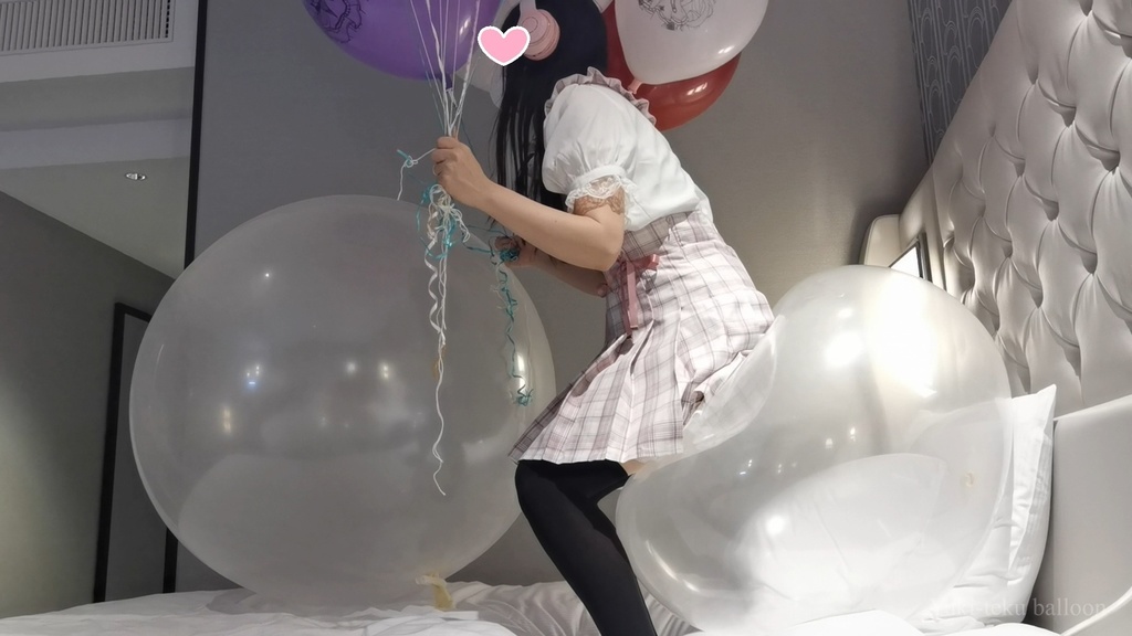 JK Mちゃんの気球遊び JK style M-chan's Weather balloon play