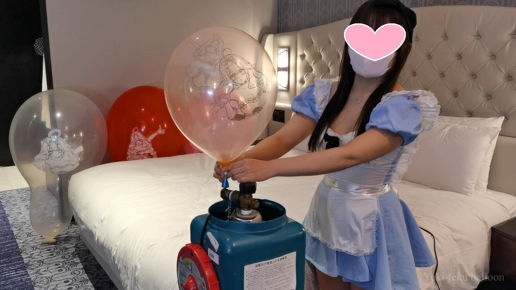 アリスMちゃんのヘリウム風船遊び Alice style M-chan's Helium balloon play