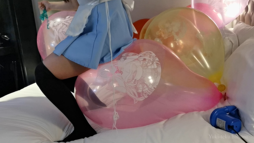 アリスMちゃんのロングネック風船遊び Alice style M-chan's Long-neck balloon play