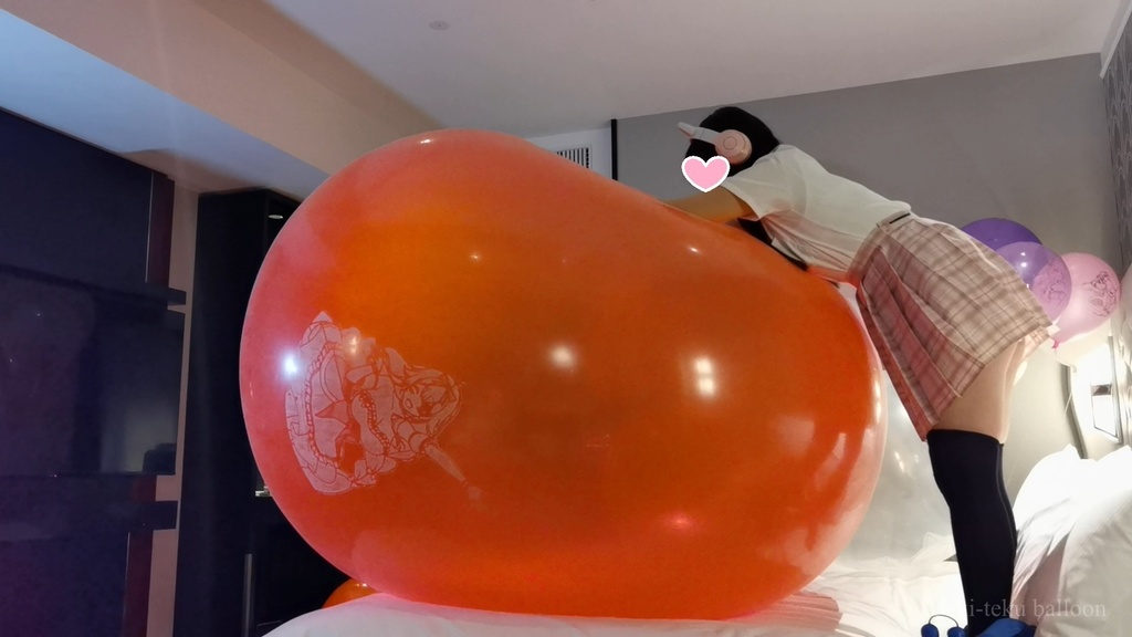 JK Mちゃんの気球遊び2 JK style M-chan's Weather balloon play 2