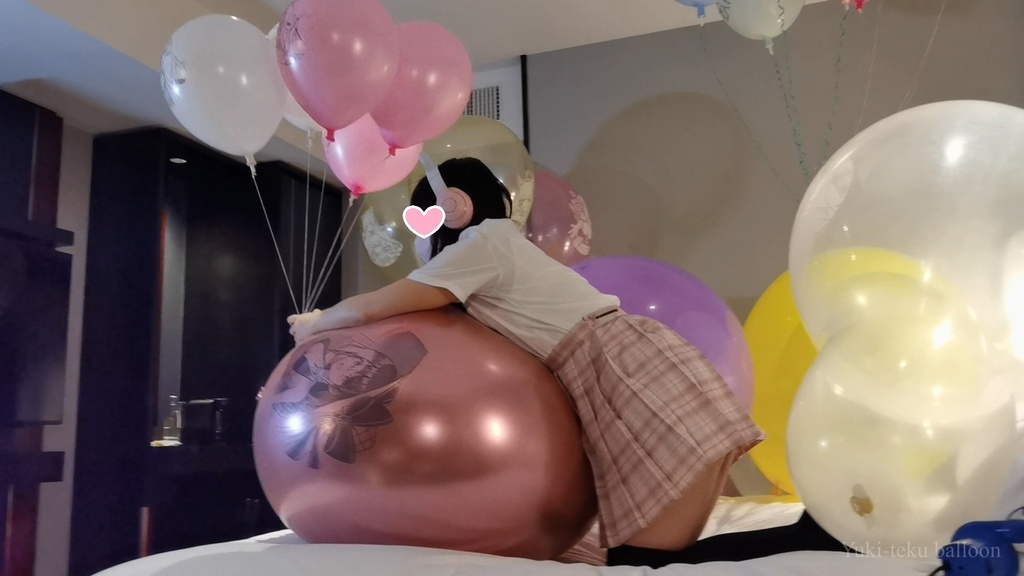 JK Mちゃんのイラスト風船遊び&ヘリウム風船割り【風船のみ】 JK style M-chan's Anime balloon play & Helium balloon pop【Balloons only】