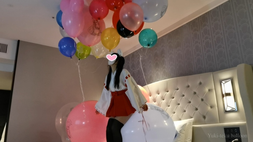 巫女さんのイラスト風船遊び Miko style M-chan's Anime balloon play