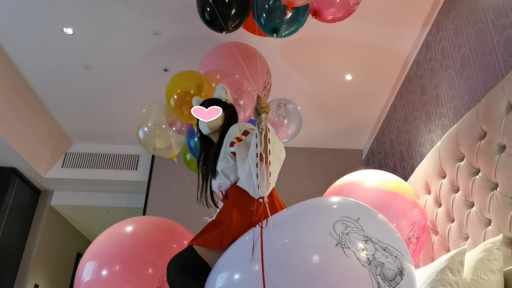 巫女さんのイラスト風船遊び Miko style M-chan's Anime balloon play