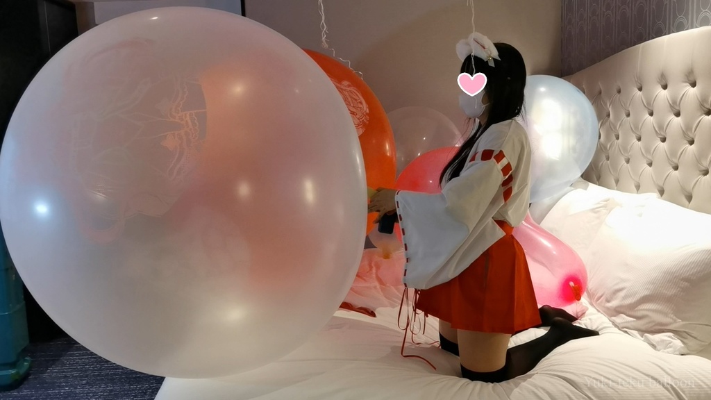巫女さんの気球遊び Miko style M-chan's Weather balloon play 2