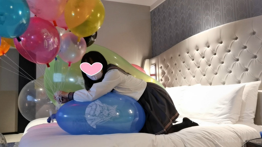 JK Mちゃんのロングネック風船遊び4 JK Style M-chan's Long-neck balloon play4