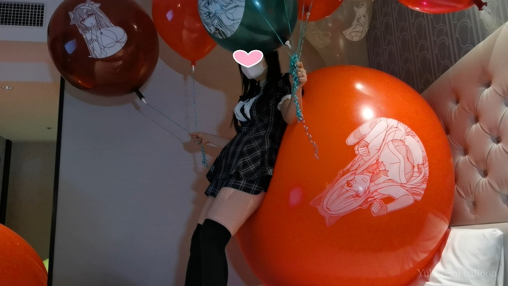 猫耳Mちゃんの巨大風船遊び Alice style M-chan's Huge balloon play