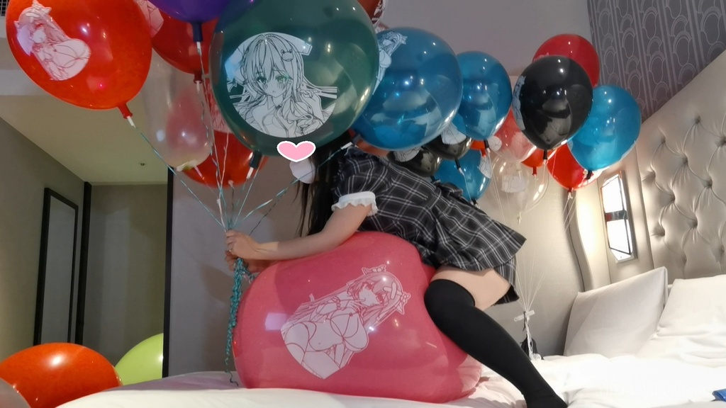 猫耳Mちゃんのイラスト風船遊び&ヘリウム風船割り M-chan's Anime balloon play & Helium balloon pop