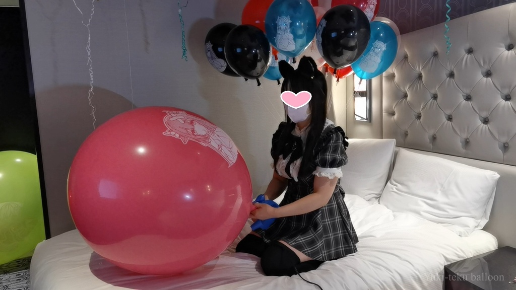 猫耳Mちゃんのイラスト風船遊び＆ヘリウム風船割り M-chan's Anime balloon play & Helium balloon pop